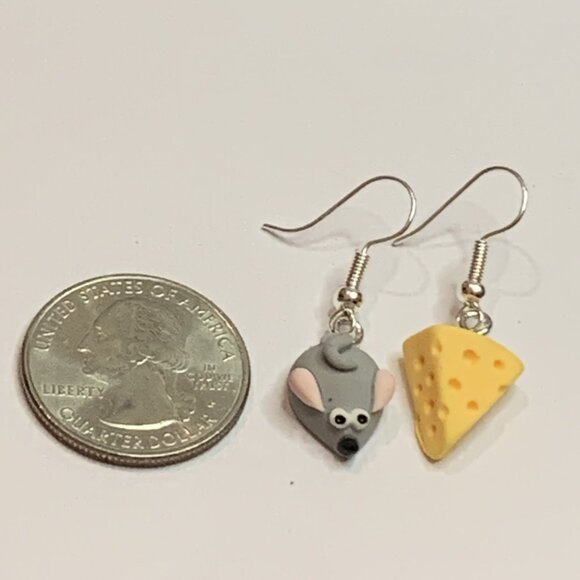 Mouse Earring, Cheese Earring, Silly Animal Earring, Funny Food Earring, Gift - Picture 3 of 5